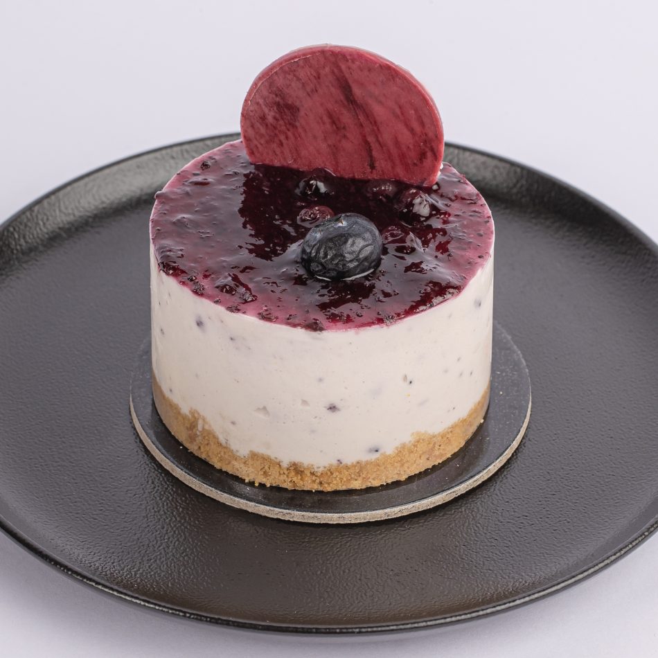 BLUEBERRY CHEESE CAKE