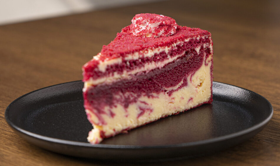 Red Velvet Cheese Cake