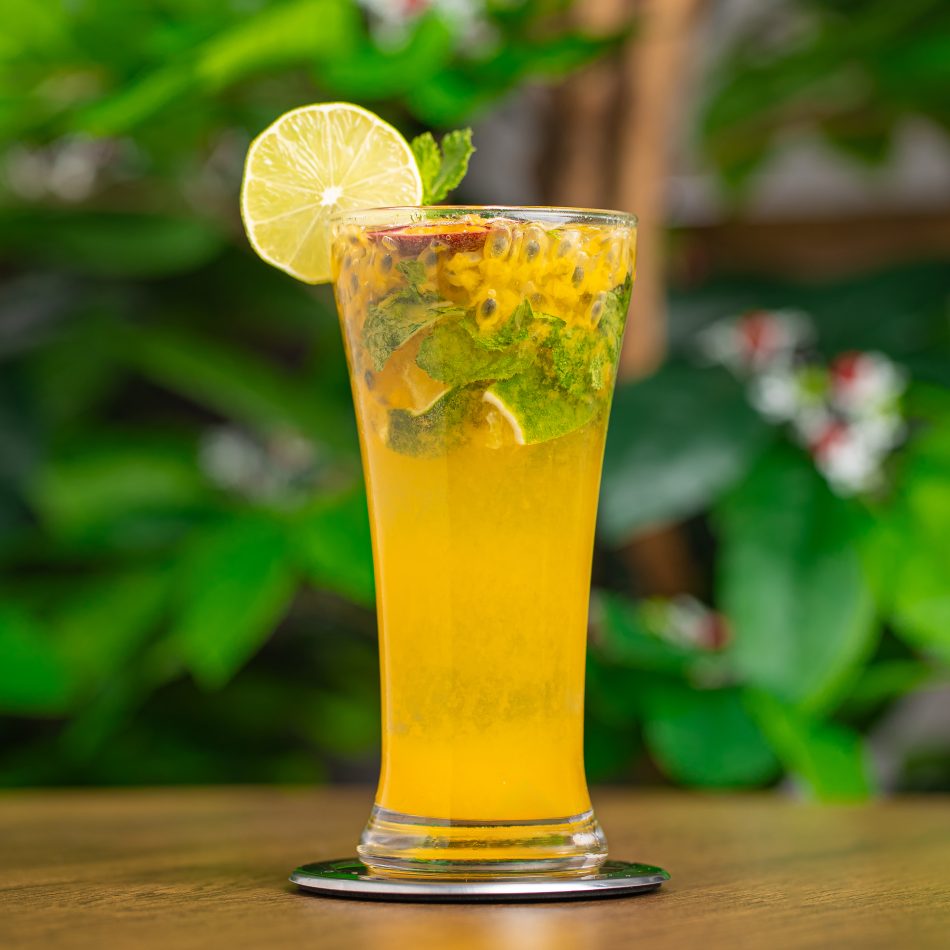 PASSION FRUIT MOJITO